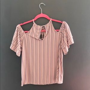 American Eagle off the shoulder top size medium